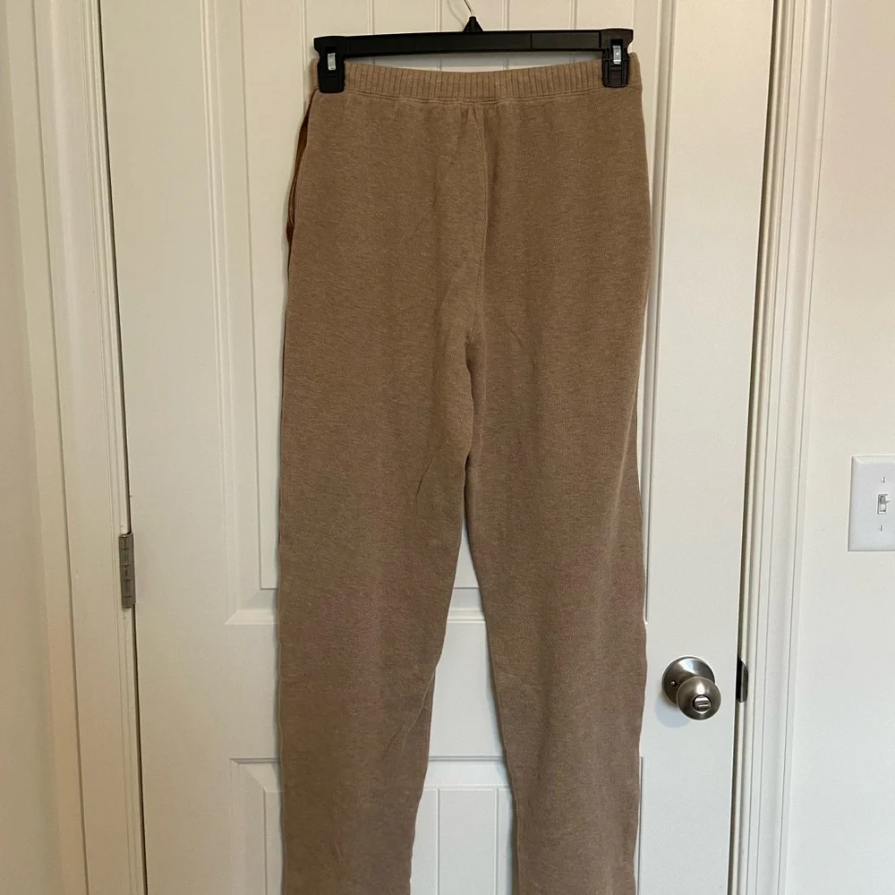 Liz Claiborne women’s tan soft knit‎ drawstring pocket sweatpants lounge small